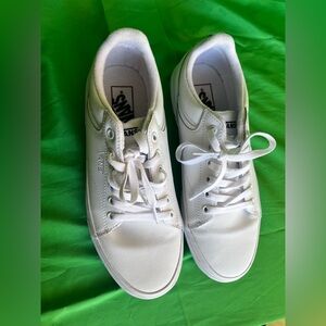 Vans Seldan Low Top Sneaker Womens Size 9